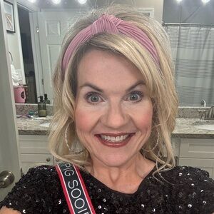 Meet your Posher, Deanna